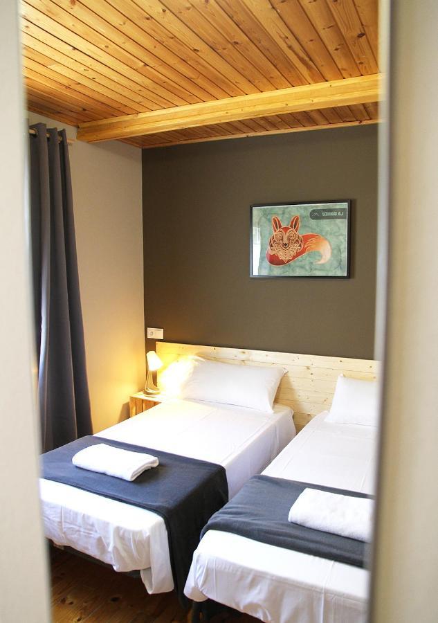 Hostal Fonda Prat Puigcerda Bagian luar foto